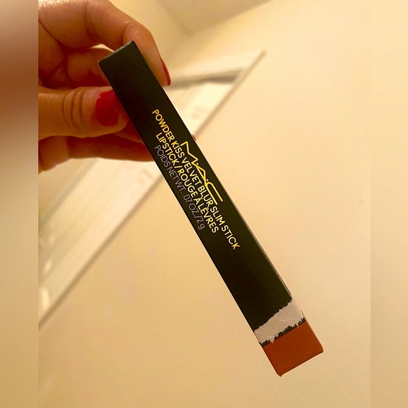 “SORRY NOT SORRY” MAC full size lipstick new in box - Picture 2 of 12